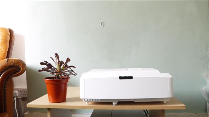 Optoma HD31UST projector review